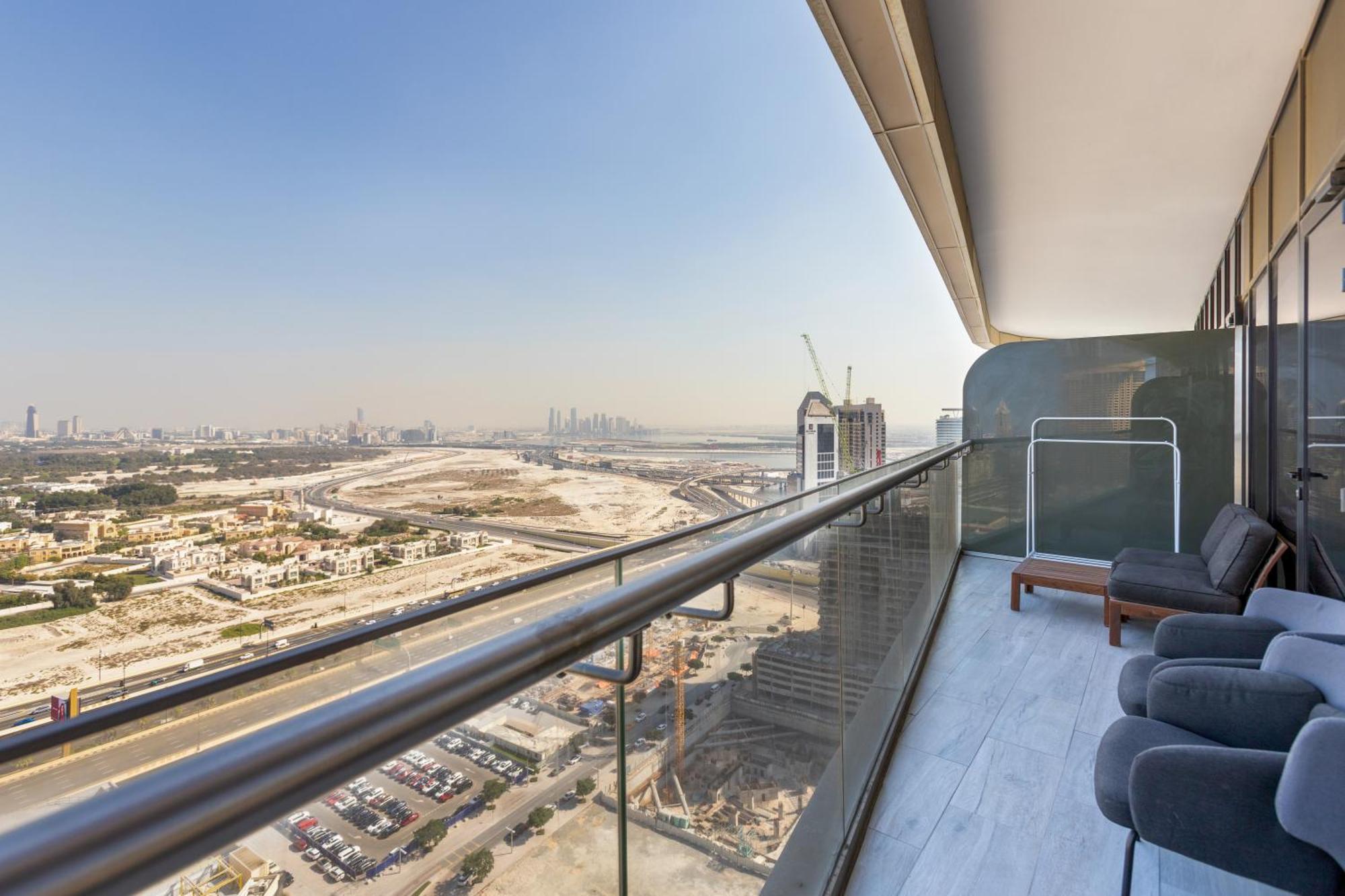 Modern 1Br Apartment, High Floor, Near Dubai Mall Exterior photo